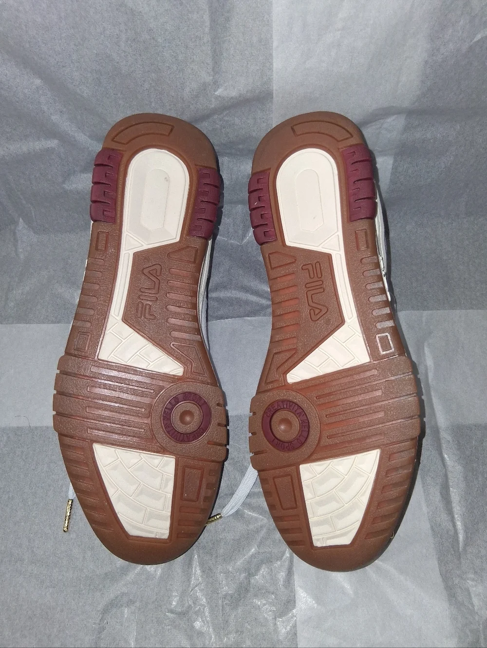 Fila Sneakers Brand New, Men 11 - Picture 5 of 9